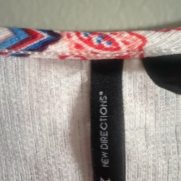 New Directions Floral Boho Peasant blouse bell split sleeves size medium - Picture 4 of 12